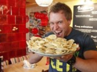Furious Pete Eats Hong Kong